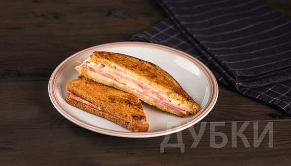 Сырный крут с колбасой